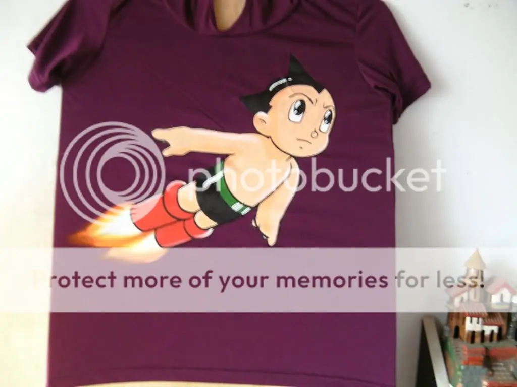Mas de mis pinturas en polos (poleras)