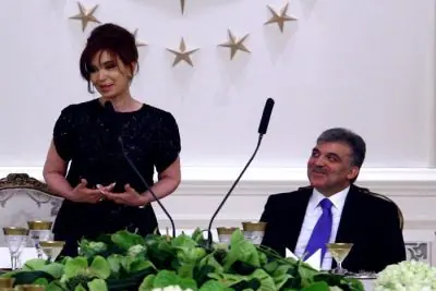 Presidenta argentina aboga por un nuevo orden mundial