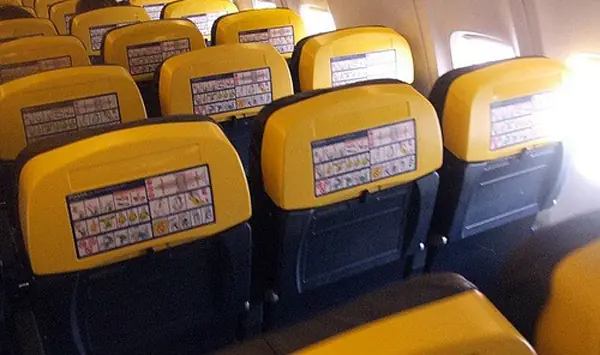 Un avión de Ryanair aterriza de emergencia al quedarse sin