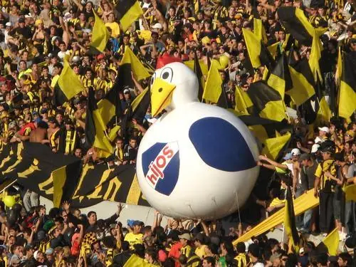 Peñarol sigue de racha y hace historia