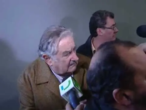 Mujica golpe en la nariz