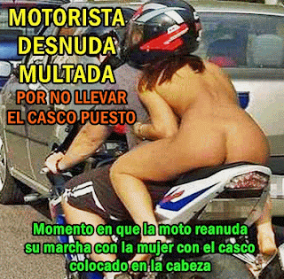 Mujer desnuda motorista multada