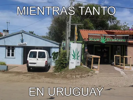 Mientras Tanto en...