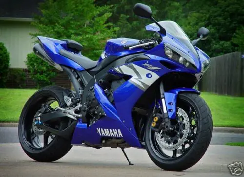Yamaha r1:Velocidad de verdad (Informacion,videos y fotos