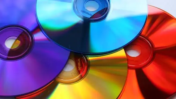 el "CD" cumple 30 años