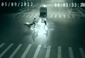 China: ¿Cámara de seguridad grabó teletransportación?