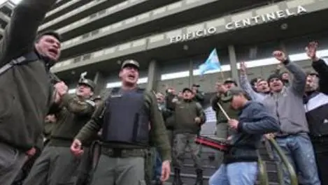 Corrupcion en los gendarmes sublevados