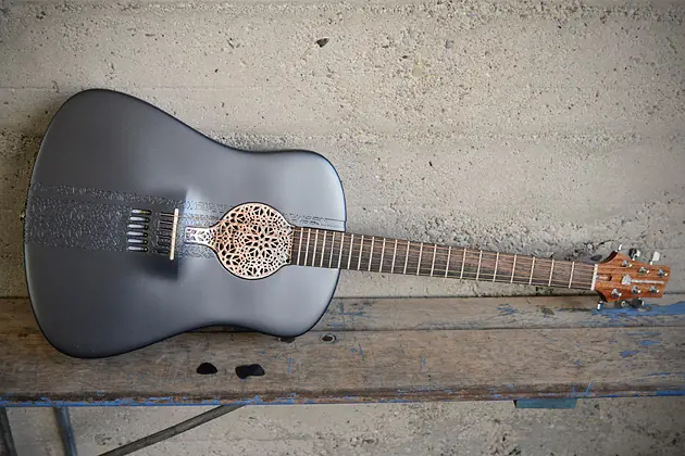 Primera guitarra acústica impresa en 3D