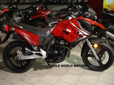 Gilera SMX 400