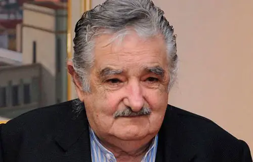 Uruguay vende la sede de su embajada en Buenos Aires