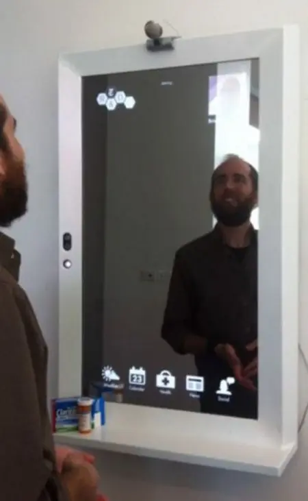 Magic Mirror, un espejo que te rastrea y da consejos