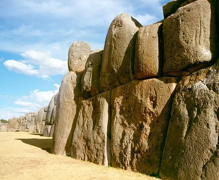La fortaleza de Sacsayhuamán testimonio del poderío inca