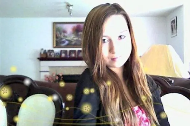 publican fotos de amanda todd desnuda