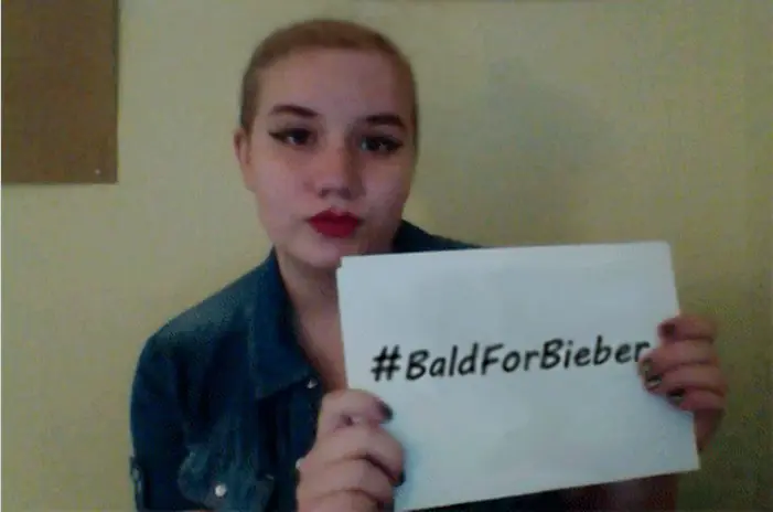 Fans de Justin Bieber se rapan por culpa de un tweet falso