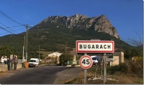 El monte bugarach : Lugar para esperar el fin del mundo.