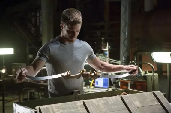 Arrow: Entre el Batman de Nolan y Green Arrow: Year One