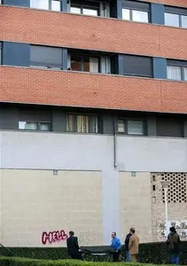 Una mujer se suicida cuando iban a desalojarla de su viviend