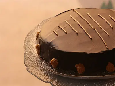 Pastel de avellanas y moca