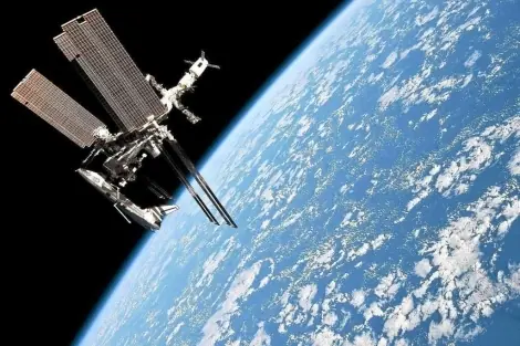 Rusia restablece contacto con la ISS