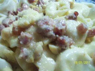 Capeletis a los 4 quesos, Mascarpone, Panceta y Champiñones