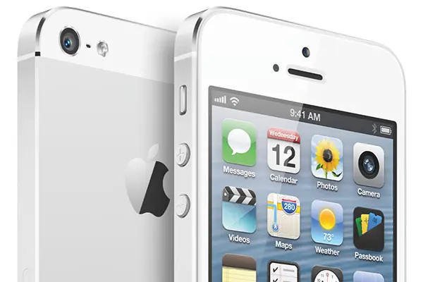 Regala un iPhone a su hijo con la condición de que firme un