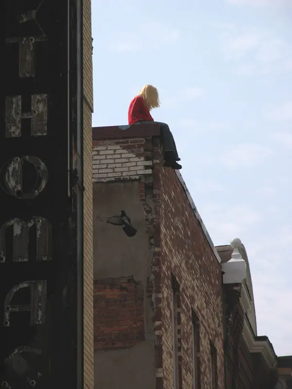 El Increible Arte Callejero - Mark Jenkins -