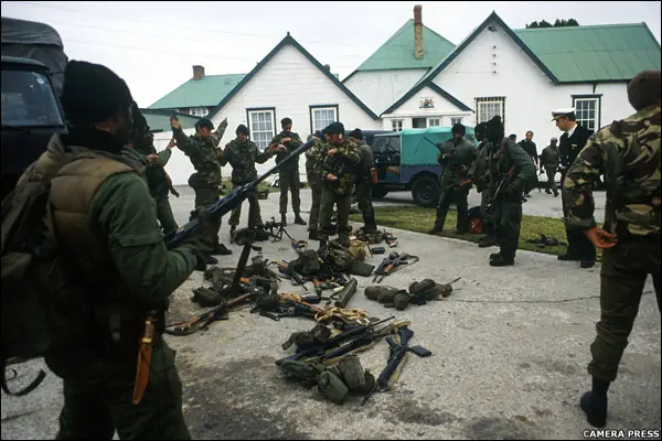 Malvinas historia dia por dia