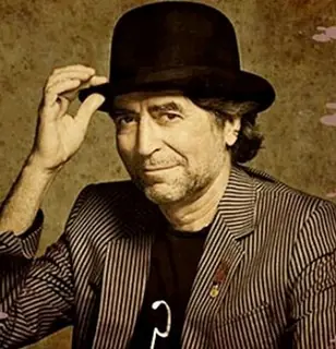 Esta noche contigo - Joaquín Sabina.