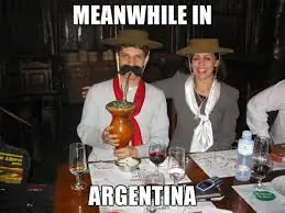 Meme Mientras tanto en Argentina..