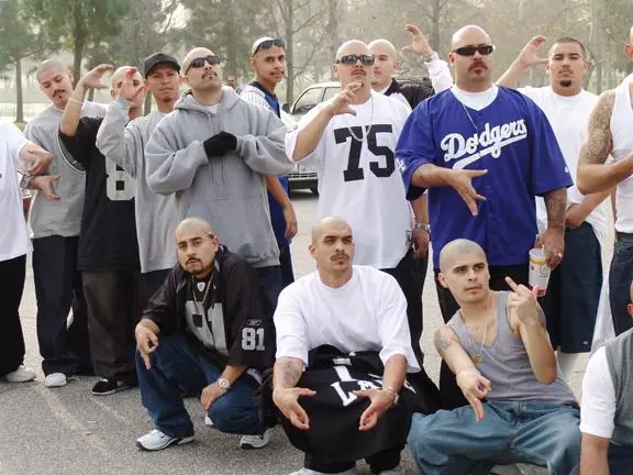 Cholos!