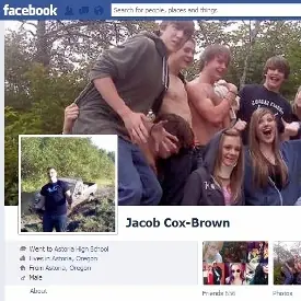 Se disculpa en Facebook y lo arrestan