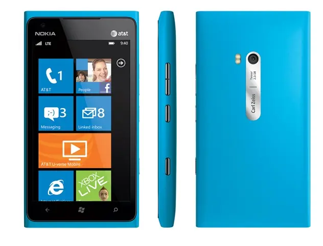 Nokia Lumia 900.