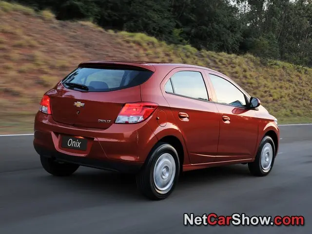Chevrolet Onix en Argentina 2013