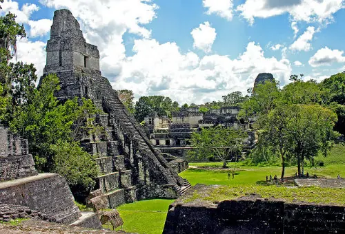 Guatemala, cultura Maya y volcanes imponentes para conocer