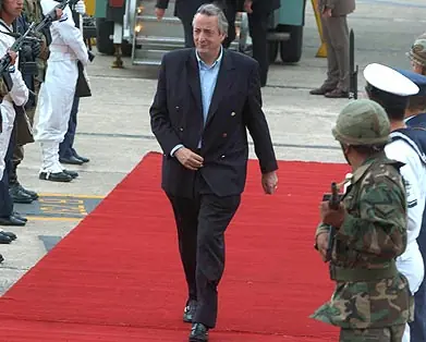 Proxeneta, usurero, confidente y "zángano de la colmen