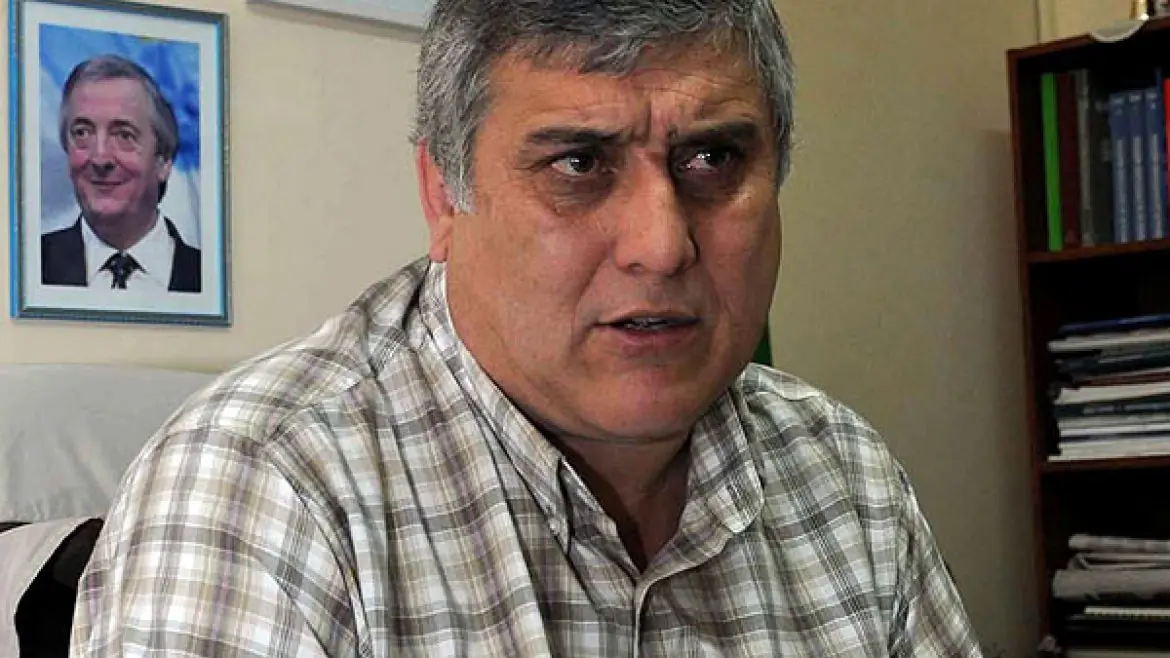 Intendente K. Robó 12 millones y huyó.