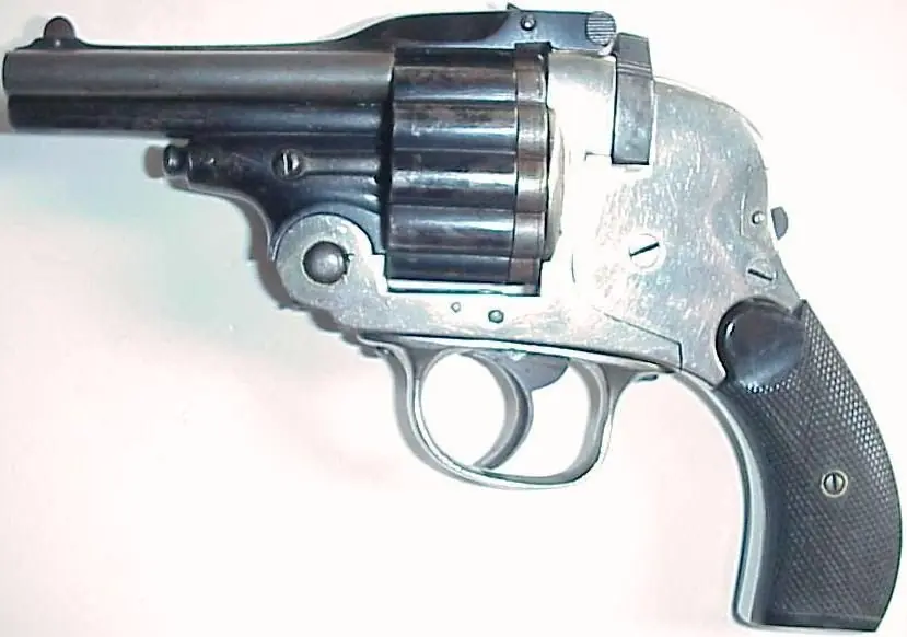 Revólver Concabicatoji