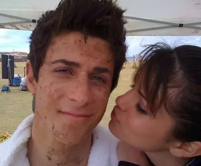 David Henrie y Selena Gomez! Increibles