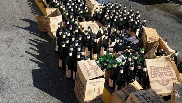 "Todos vinieron a llevarse las cajas de fernet"