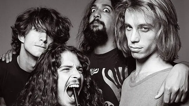 Como conociste a Soundgarden...?