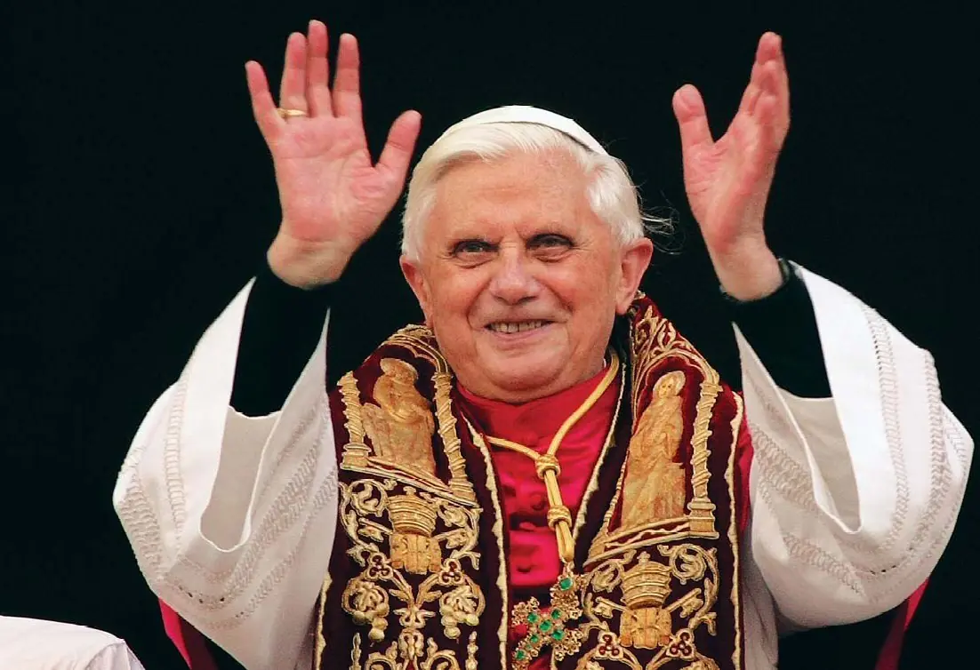 Verdadera razon de la renuncia del papa...Que Horrible!