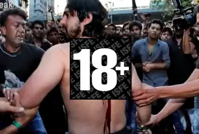 Hombre se corta la espalda en ceremonia de Ashura