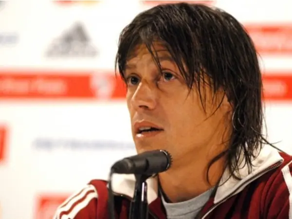 Almeyda:"River está contaminado y es muy difícil trab