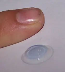 Ojo! En el uso de lentes de contacto...