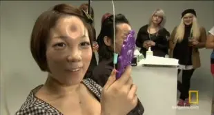Deformarse el rostro, la nueva moda en Japon