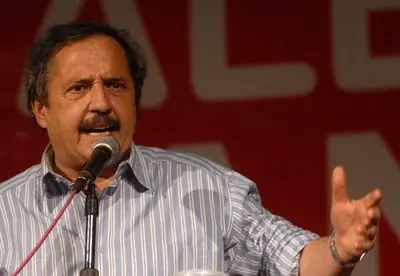 Alfonsín: "La campaña contra Bergoglio es repugnante&