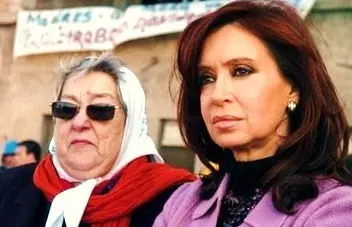 Hebe y Cristina, dos mujeres desbordadas