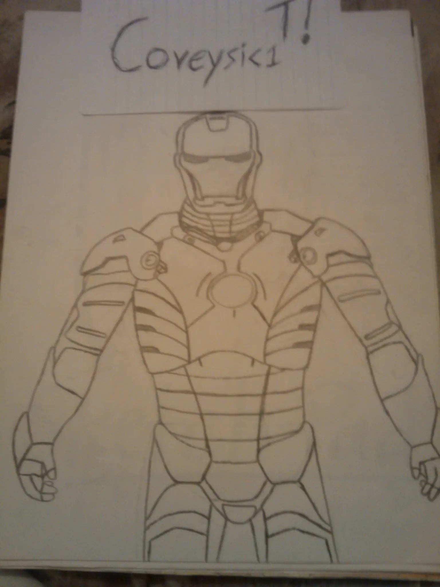 Dibujo propio a lapiz y digitalizado (Ironman)