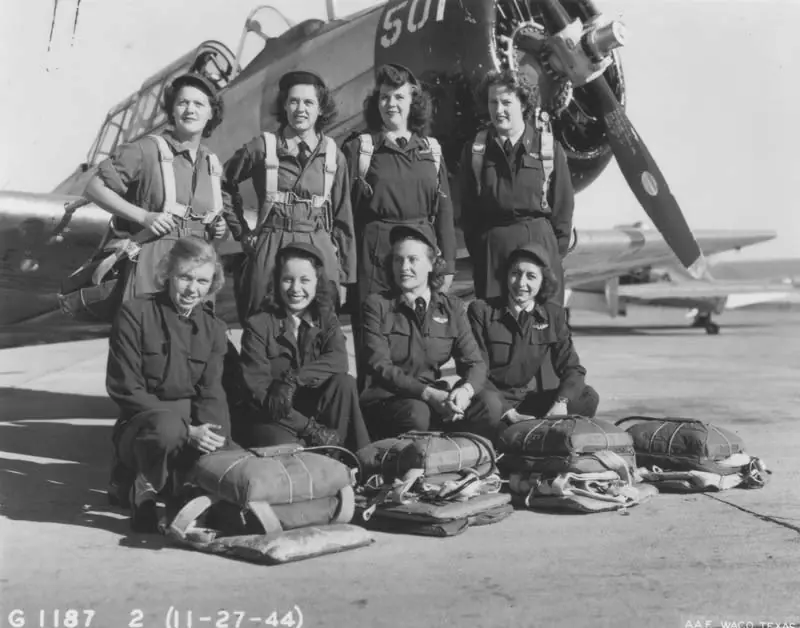 Las pilotos femeninos de la IIGM