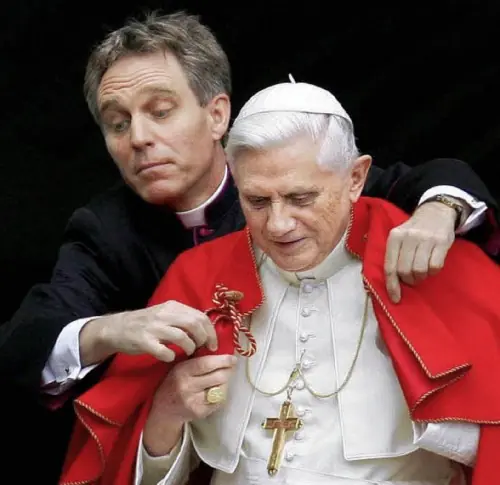 La razón por qué el Papa renunció a su cargo